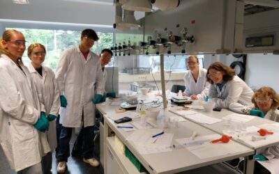 Exkursion des Chemie LKs zum BayLab in Leverkusen