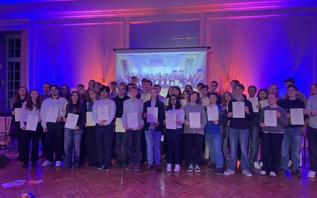 Feierliche Zertifikatsverleihung des Programms „Fördern, Fordern, Forschen“ im großen Festsaal der Universität Bonn