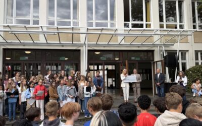 Bericht zur feierlichen Umbenennung des Ernst-Moritz-Arndt‑Gymnasiums in das Felix-Hausdorff-Gymnasium Bonn